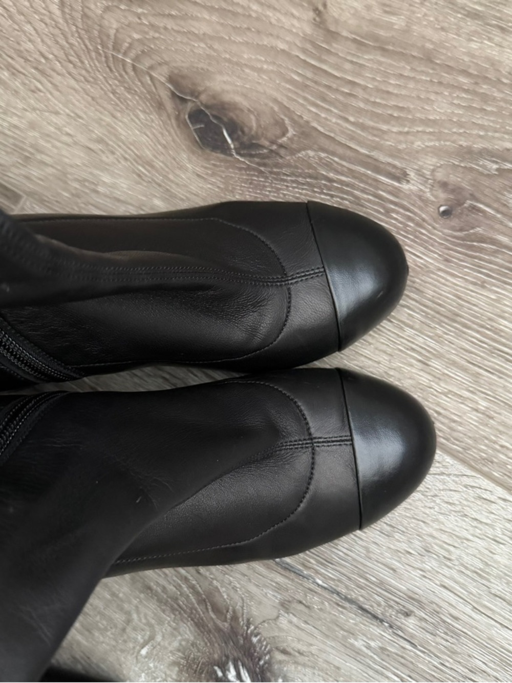 Chanel Over-the-Knee Black Leather Boots with Block Heel - Picture 6 of 10